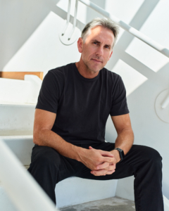 headshot_Brian_Goeltzenleuchter